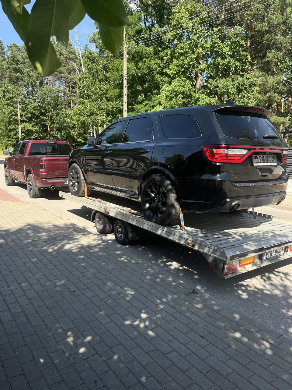 Vehicle auction lot
